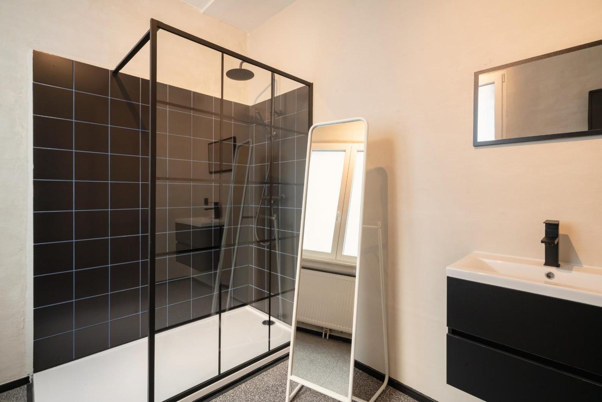 Charming And Spacious Apartments In The Heart Of Antwerpen Kültér fotó